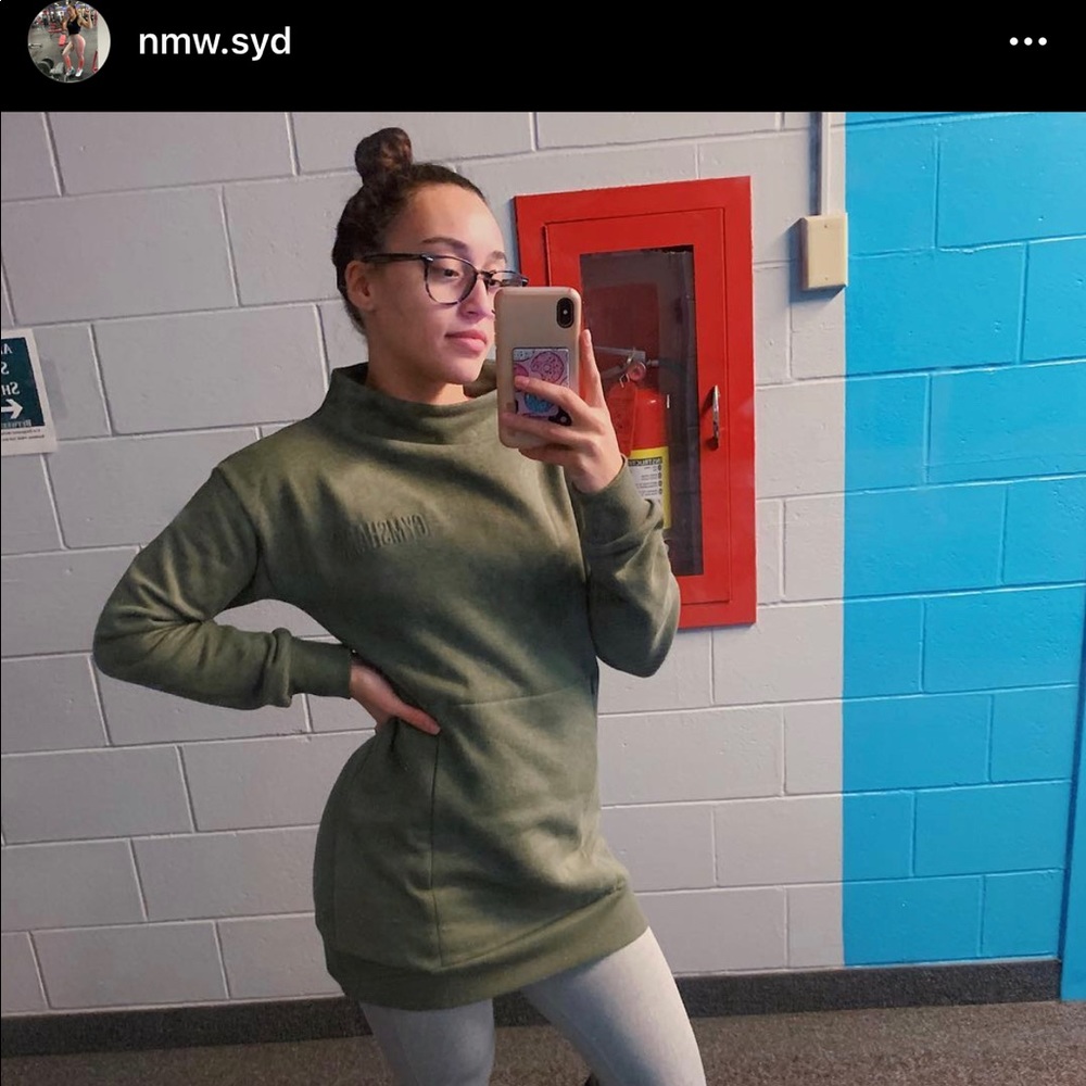 Gymshark So Soft Sweater Khaki Mark